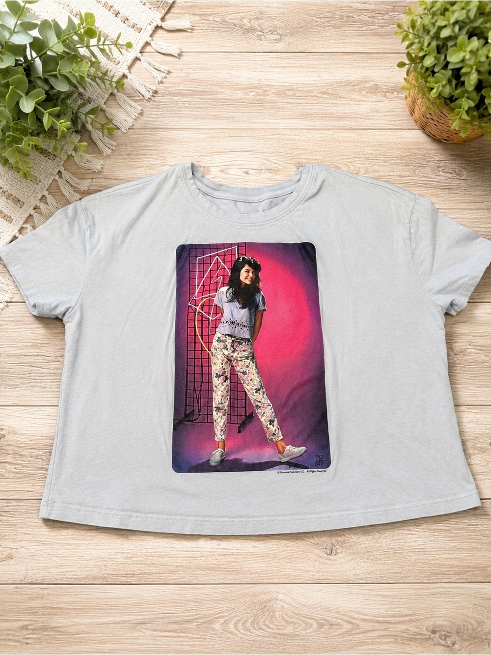 Saved By The Bell Kelly Kapowski Graphic Crop Tee Women’s Small Blue
